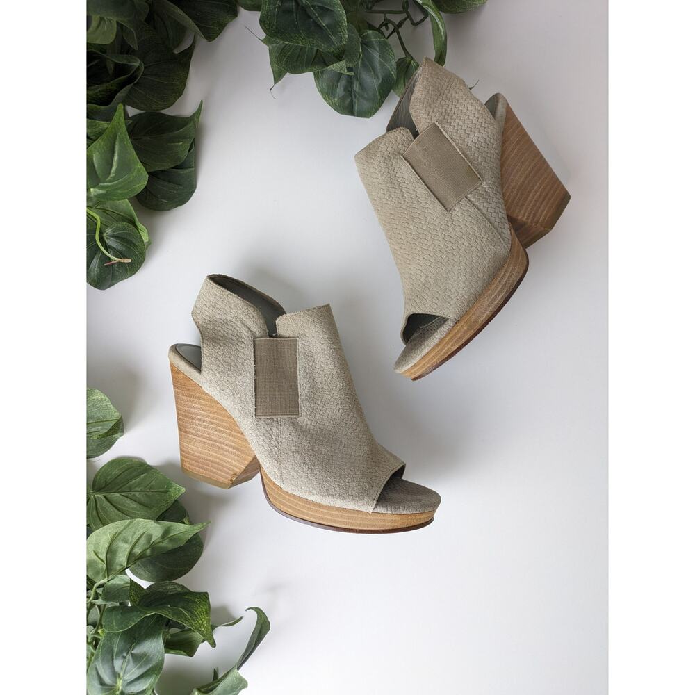 Eileen Fisher Boots Suede Peep Toe Slingback Textured Taupe Boho Fall Size 7